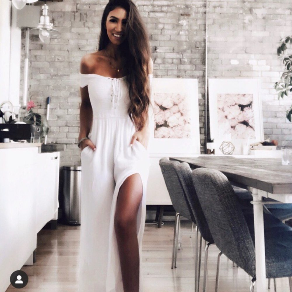 🕊NWOT LSPACE WHITE TIE UP JUMP SUIT WITH SLIT🕊 - Picture 5 of 8